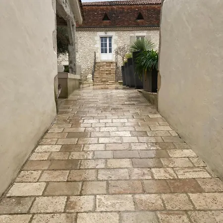 Le Relais De L'ancienne Poste *