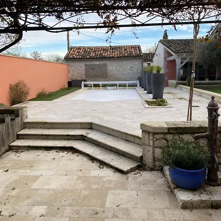 Le Relais De L'ancienne Poste Guest house