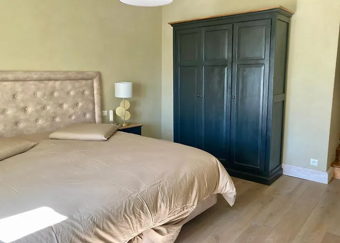 Le Relais De L'ancienne Poste 게스트하우스 *