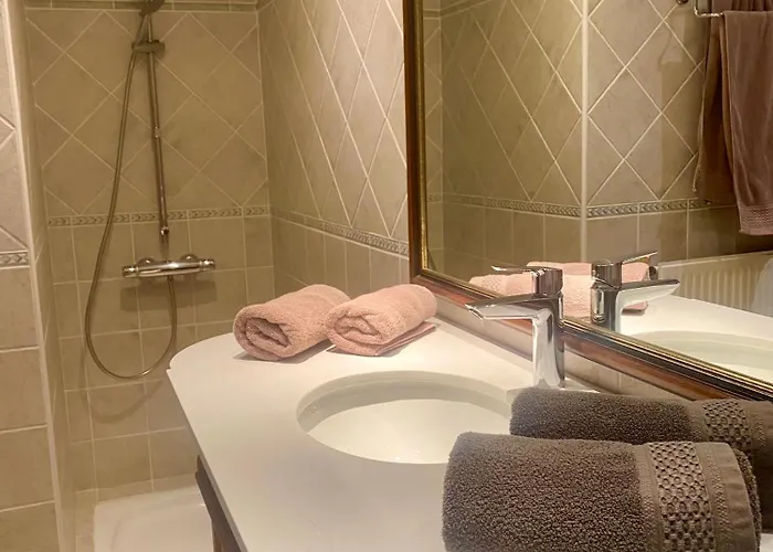 Le Relais De L'ancienne Poste 게스트하우스 *